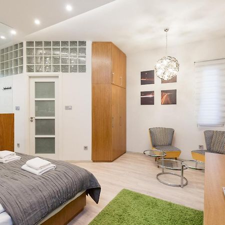 Retro Budapest Dream Suite Near The Danube Exterior foto