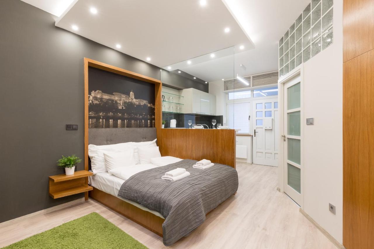 Retro Budapest Dream Suite Near The Danube Exterior foto